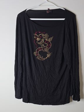 Vintage Black Long-Sleeve Tee with Red & Gold Dragon Rhinestones